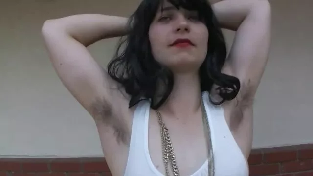 Wunderschöne Japanische Teen Modell Schleift sex mit reifer deutschen frau