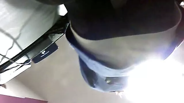 Riesigen Titten babe deutsche reife frauenpornos reitet Ihren dildo langsam