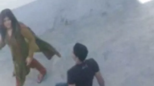 Riesige geile reife deutsche weiber Tittties Transe Spielt Ihren Schwanz