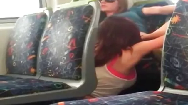 Drei twinks bounce deutsche alte weiber pornos auf Schwänze und Rauch