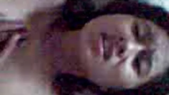 Heiße Stewardess ließ wütende Kunden reife deutsche porn ficken, um sich für Verspätung zu entschuldigen!
